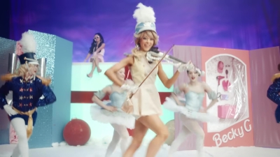 Christmas_C_mon_ft__Becky_G_-_01354.jpg