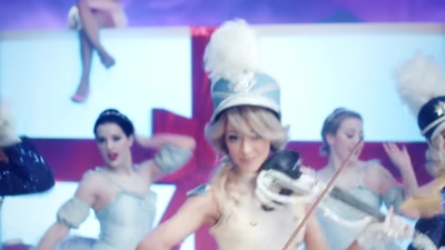 Christmas_C_mon_ft__Becky_G_-_01635.jpg