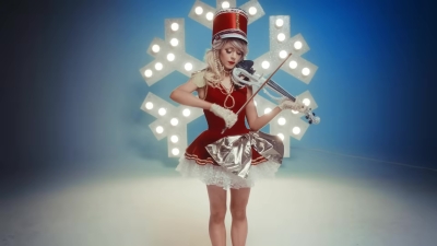 Christmas_C_mon_ft__Becky_G_-_01908.jpg