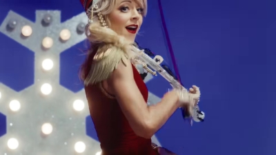Christmas_C_mon_ft__Becky_G_-_01945.jpg