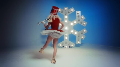 Christmas_C_mon_ft__Becky_G_-_02007.jpg