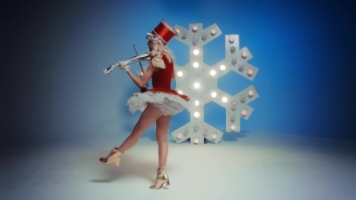 Christmas_C_mon_ft__Becky_G_-_02008.jpg
