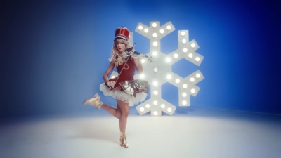 Christmas_C_mon_ft__Becky_G_-_02029.jpg