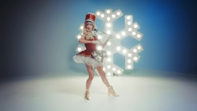 Christmas_C_mon_ft__Becky_G_-_02037.jpg
