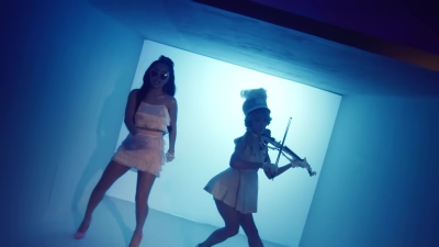 Christmas_C_mon_ft__Becky_G_-_02066.jpg