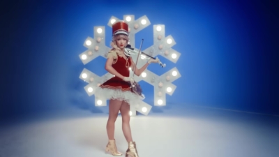 Christmas_C_mon_ft__Becky_G_-_02093.jpg