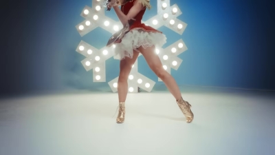Christmas_C_mon_ft__Becky_G_-_02388.jpg