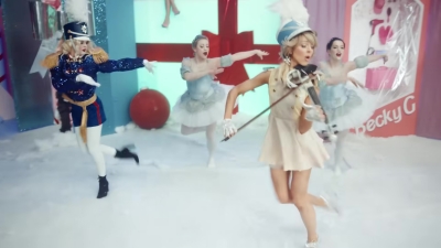 Christmas_C_mon_ft__Becky_G_-_02414.jpg