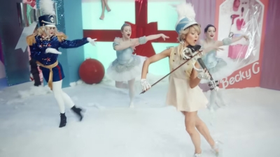 Christmas_C_mon_ft__Becky_G_-_02415.jpg