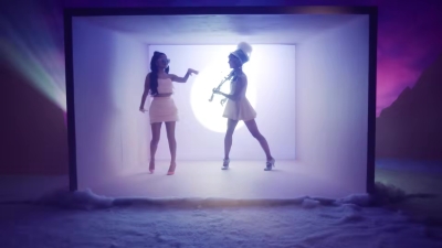 Christmas_C_mon_ft__Becky_G_-_02448.jpg
