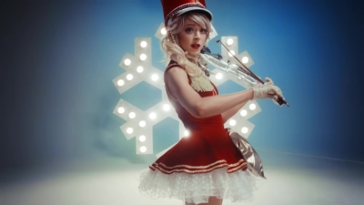 Christmas_C_mon_ft__Becky_G_-_02523.jpg
