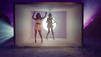 Christmas_C_mon_ft__Becky_G_-_02821.jpg