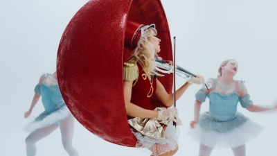 Christmas_C_mon_ft__Becky_G_-_02987.jpg