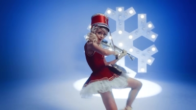 Christmas_C_mon_ft__Becky_G_-_03062.jpg