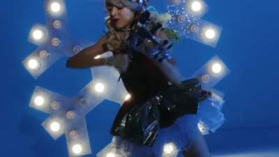Christmas_C_mon_ft__Becky_G_-_03168.jpg