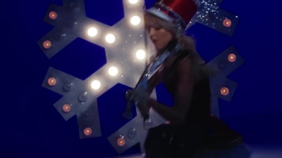 Christmas_C_mon_ft__Becky_G_-_03174.jpg