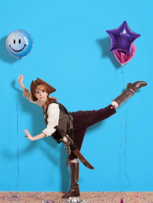 Shatter_Me_Era_-_Set_7_-The_Only_Pirate_At_The_Party_28129.jpg