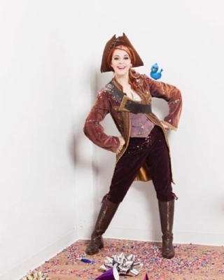 Shatter_Me_Era_-_Set_7_-The_Only_Pirate_At_The_Party_28729.jpg