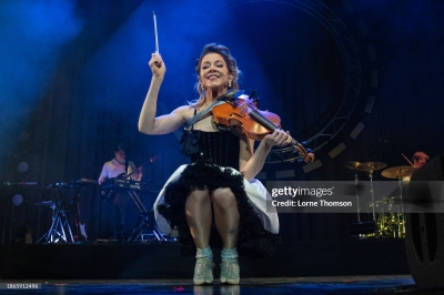 December_18_Eventim_Apollo_-_England_2023_281329.jpg